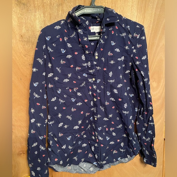 Gap Bug Print button down shirt 🐞 🦋 🐛 - Picture 2 of 13
